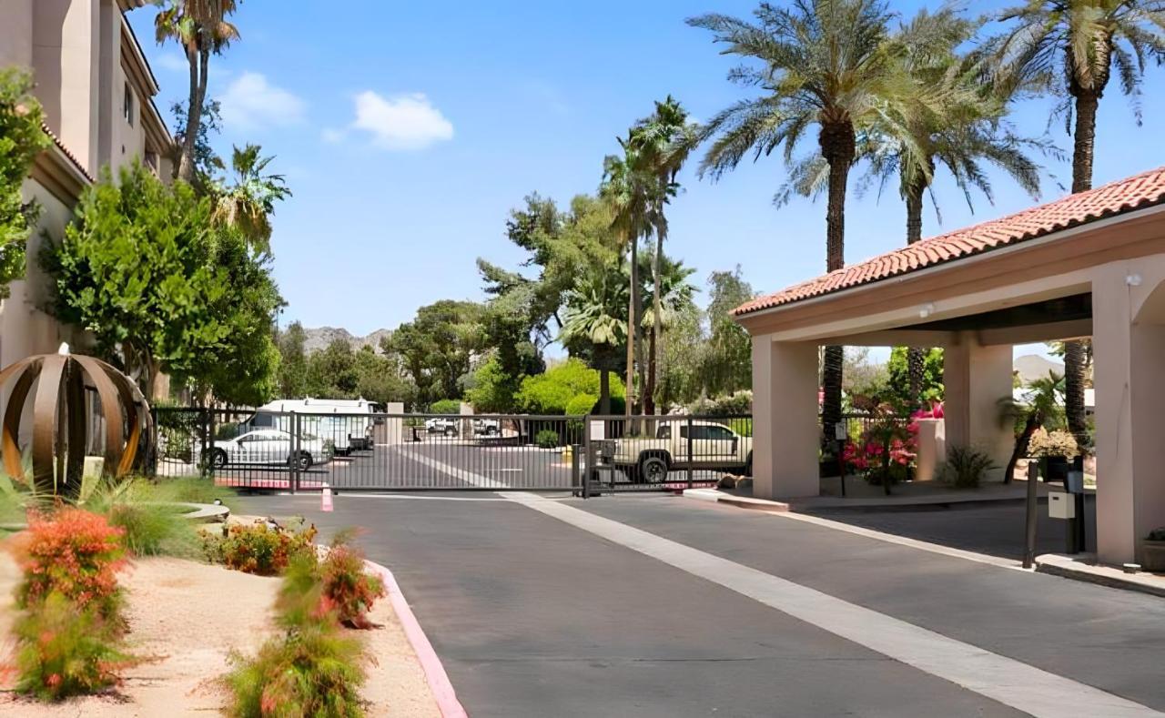 Biltmore Bliss Desert Retreat! Phoenix Eksteriør billede