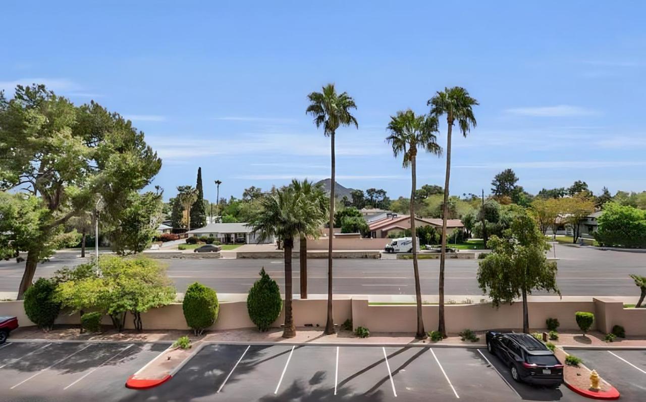 Biltmore Bliss Desert Retreat! Phoenix Eksteriør billede